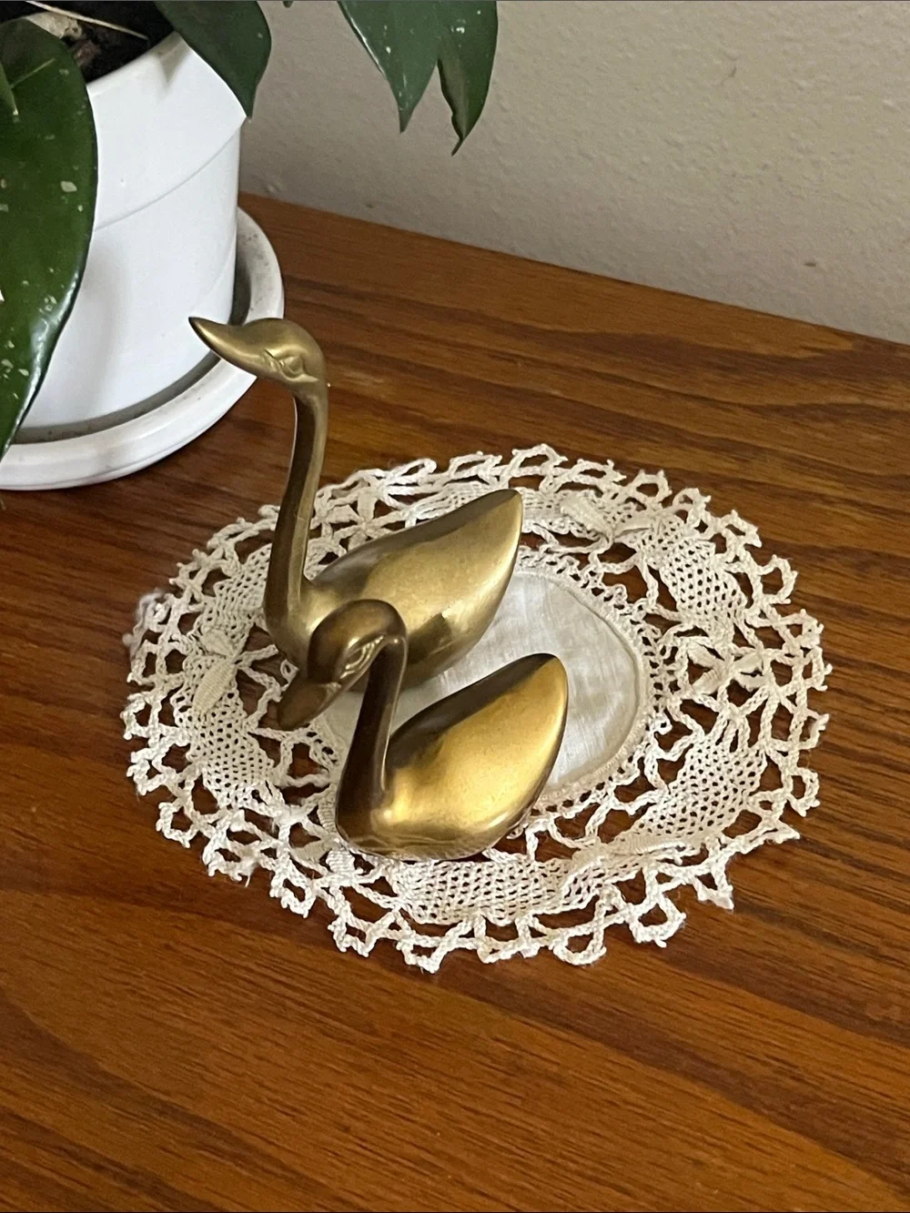 Mid century Brass Swan Figurines - Pair - Picture 4 of 4